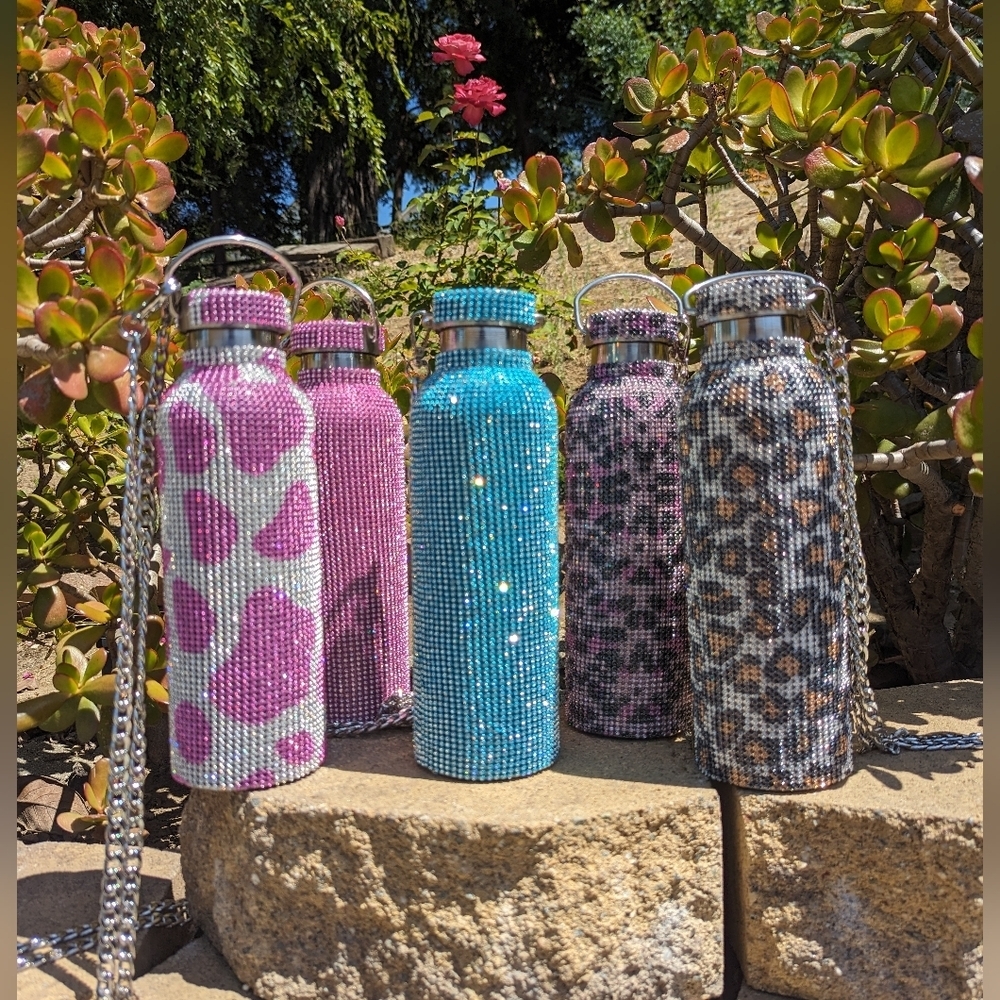 Stylish Flask / patterns / chain style